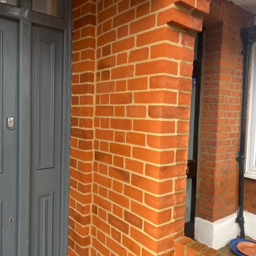 brickwork-after-paint-removal-and-repointing